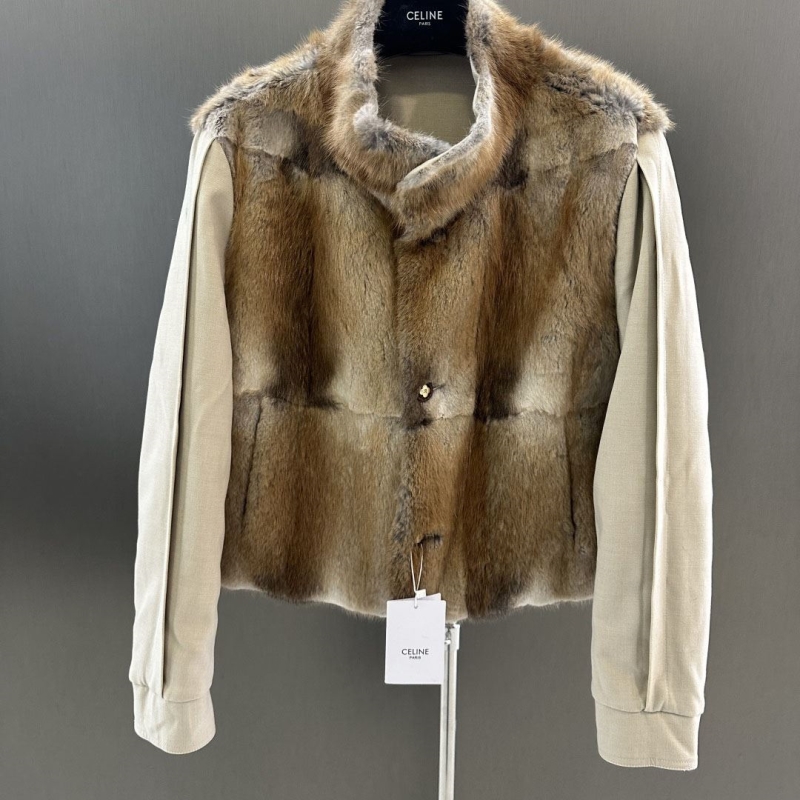 Ce1i*e outwears
